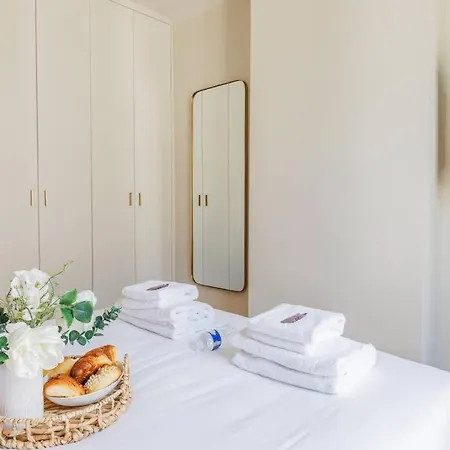 Апартаменты Charming Apt - St Germain Des Pres-mobility Lease *